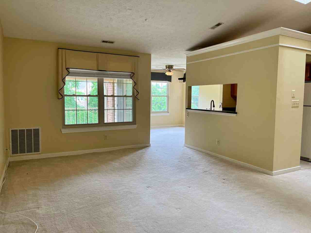 1717 Landmark Dr - Photo 7 of 27