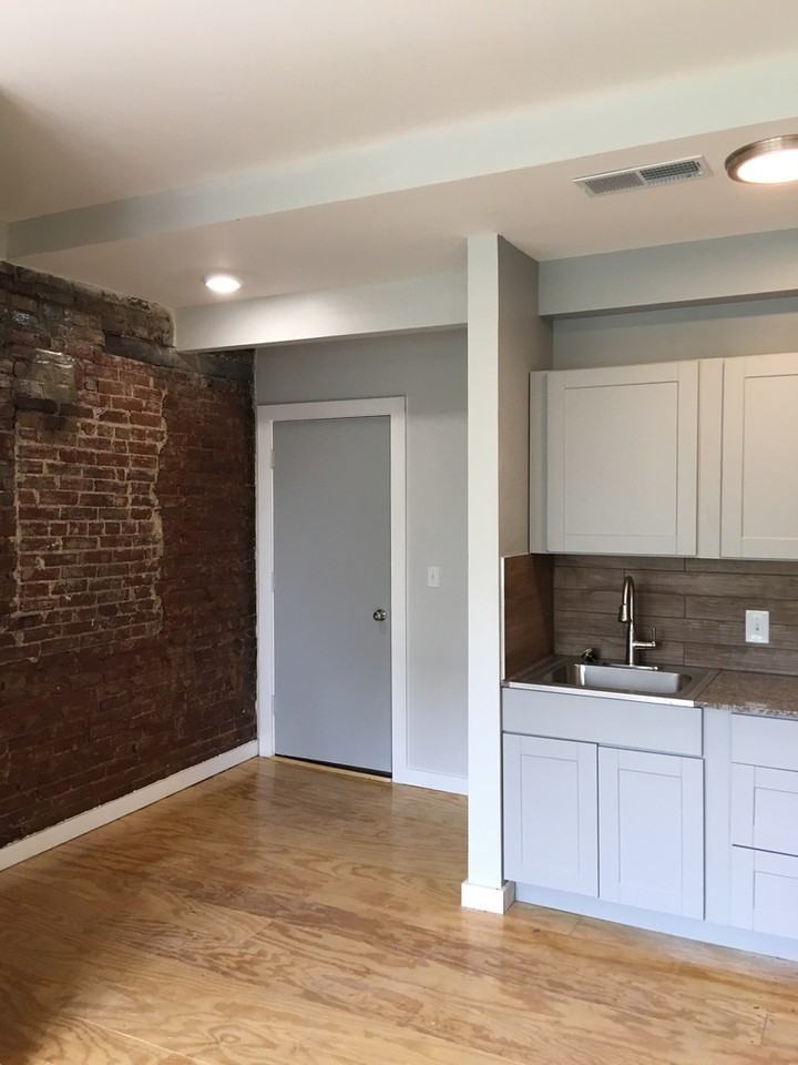 7718A S Broadway - Photo 6 of 24