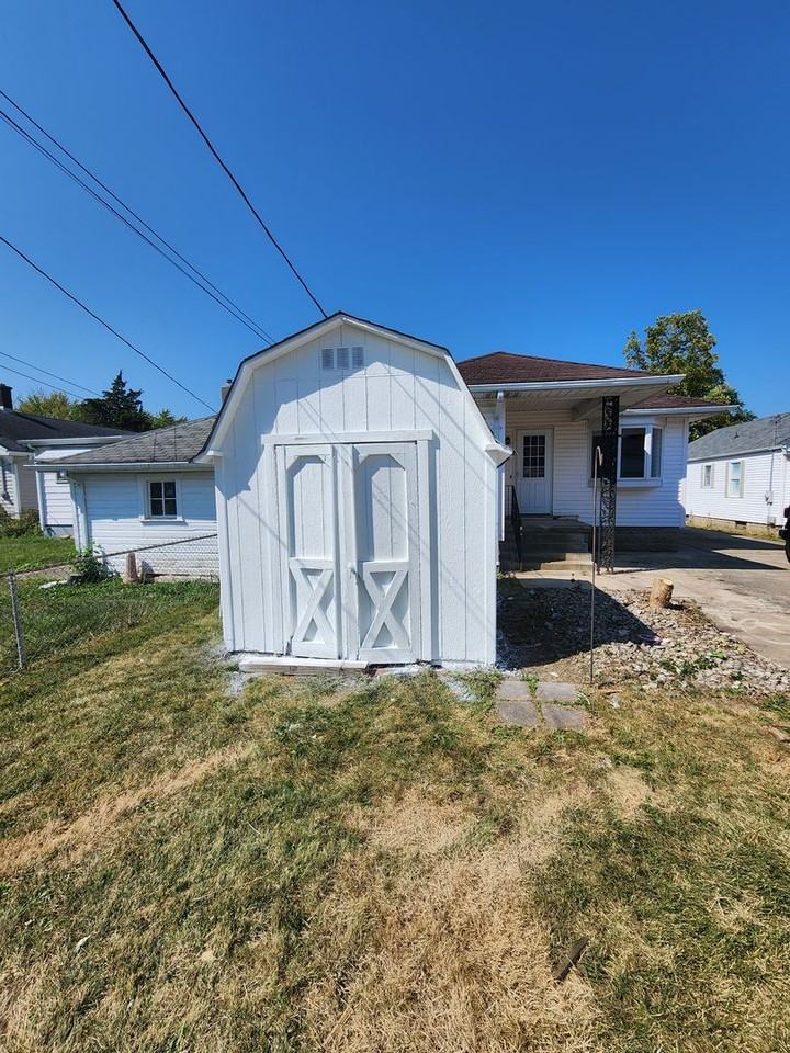 1024 S Locke St - Photo 5 of 21