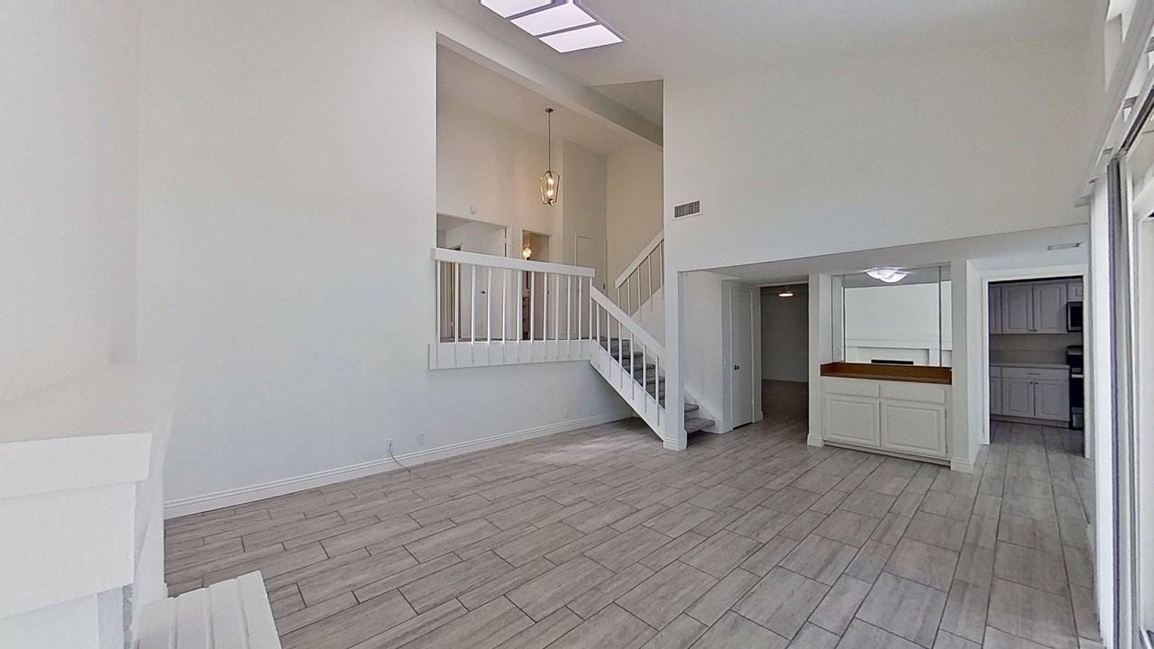 23946 Copenhagen St - Photo 7 of 37