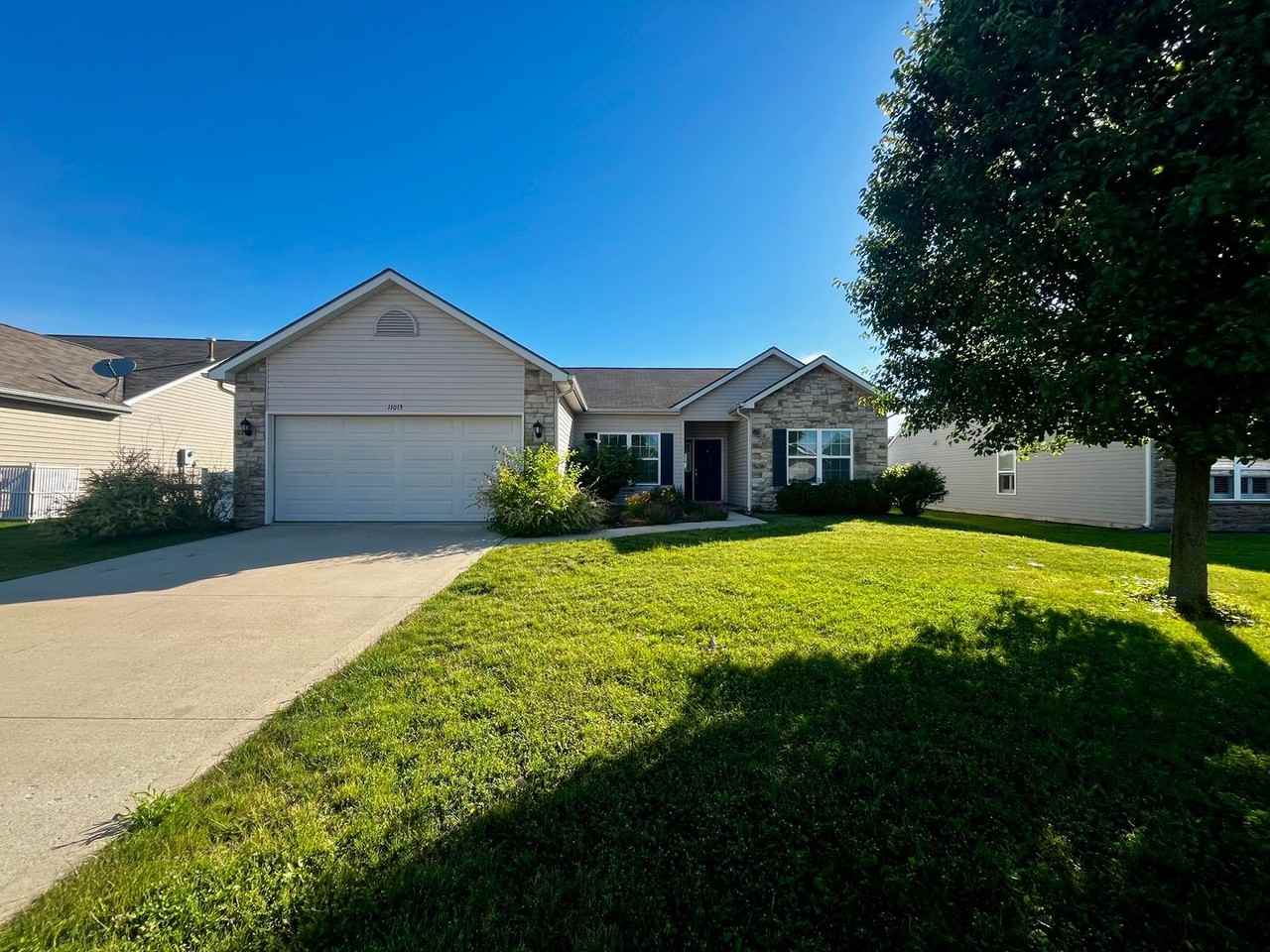 11013 Calera Psge - Photo 2 of 35