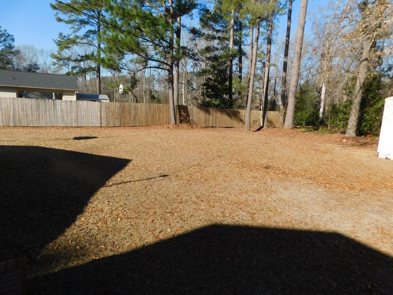 1302 Dunbar Dr - Photo 3 of 18