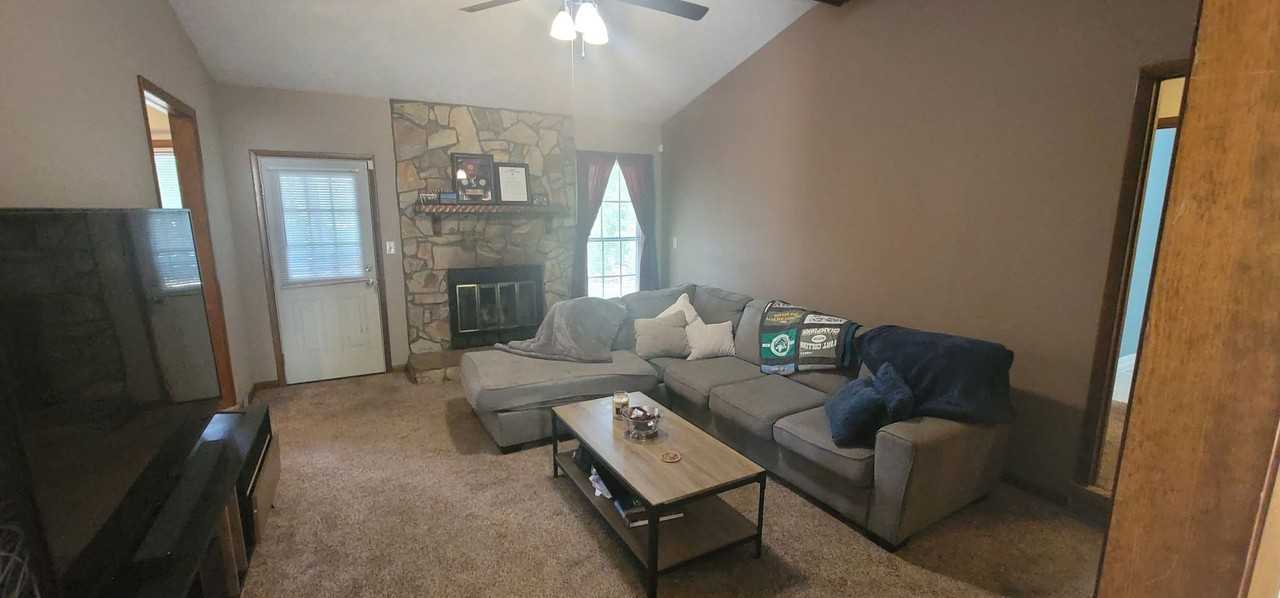 6978 Melbourne Dr - Photo 7 of 14