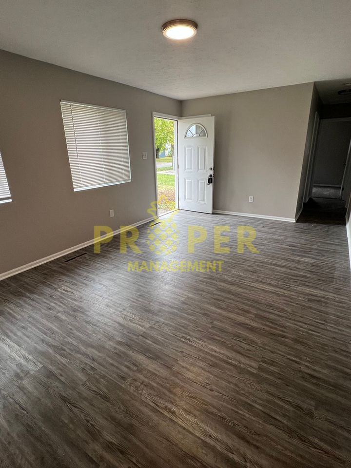 3913 Palmerston Ave - Photo 2 of 8