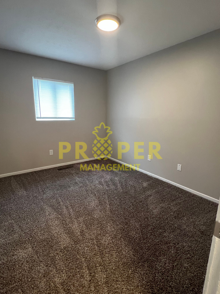 3913 Palmerston Ave - Photo 6 of 8