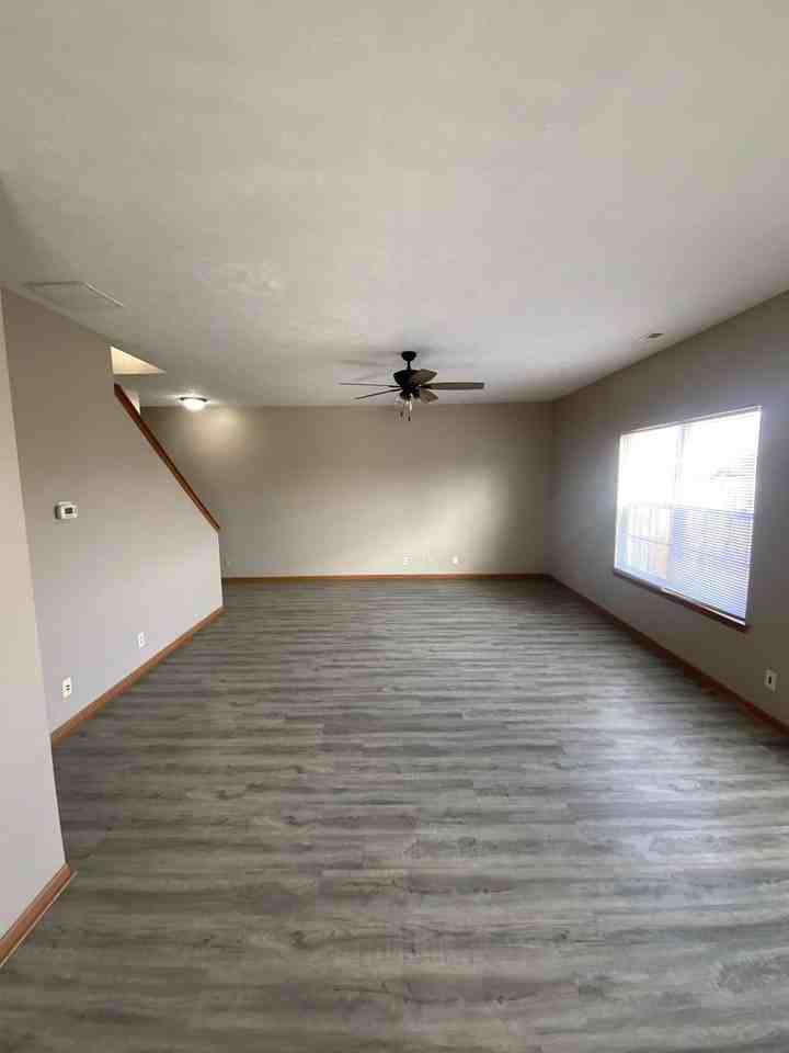2383 Edison Dr - Photo 7 of 8