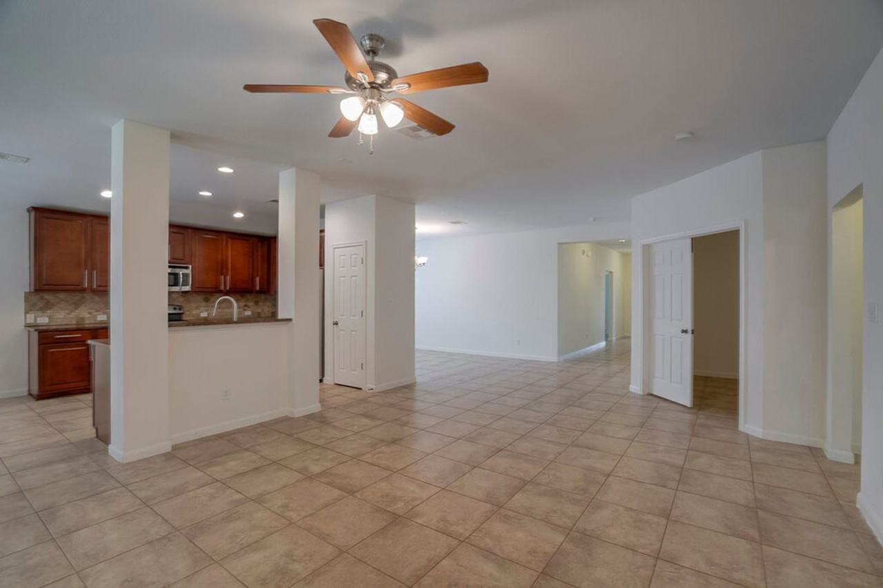 30126 Bumble Bee Dr - Photo 6 of 20