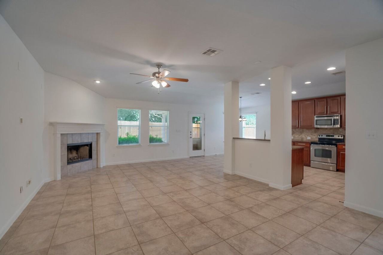 30126 Bumble Bee Dr - Photo 7 of 20