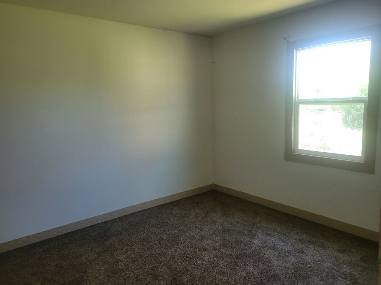 420 Se Pinecrest Dr - Photo 5 of 9