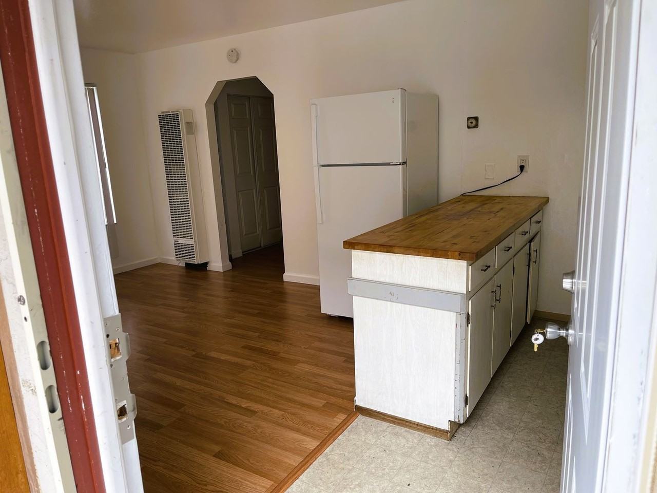 510 Fairgrounds Dr - Photo 4 of 18