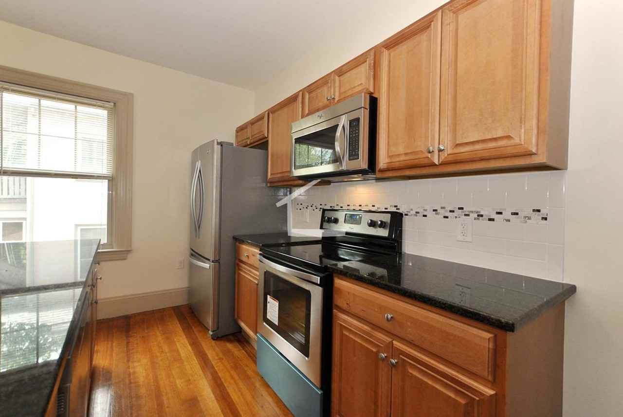 62 Englewood Ave - Photo 2 of 8