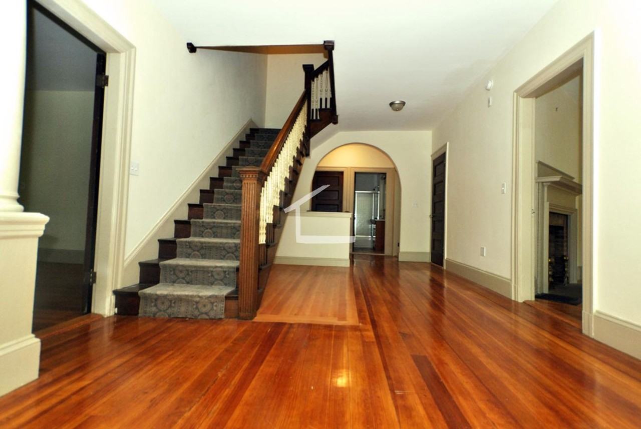 62 Englewood Ave - Photo 3 of 8