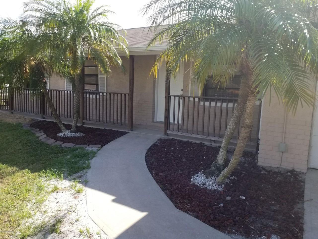 6045 Cannon Ave - Photo 2 of 18