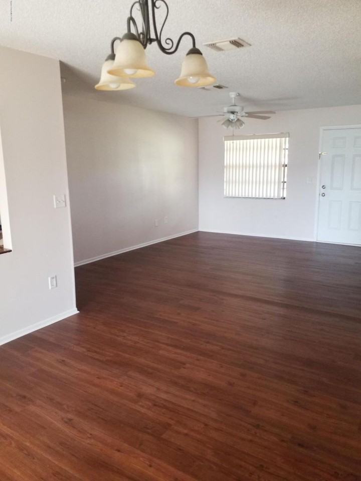 6045 Cannon Ave - Photo 4 of 18