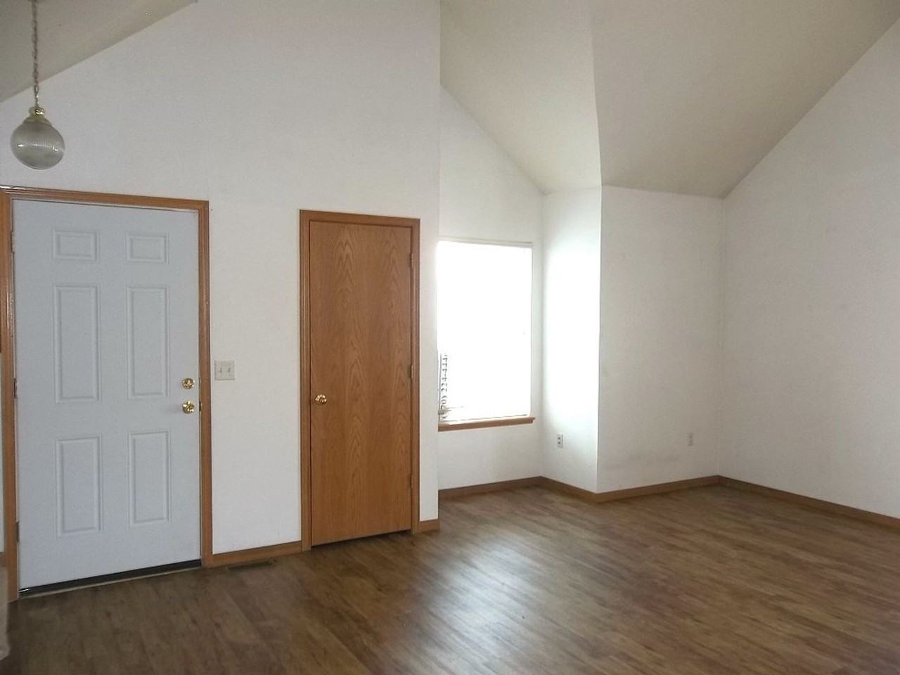 2905 Ross Dr Apt N25 - Photo 2 of 10