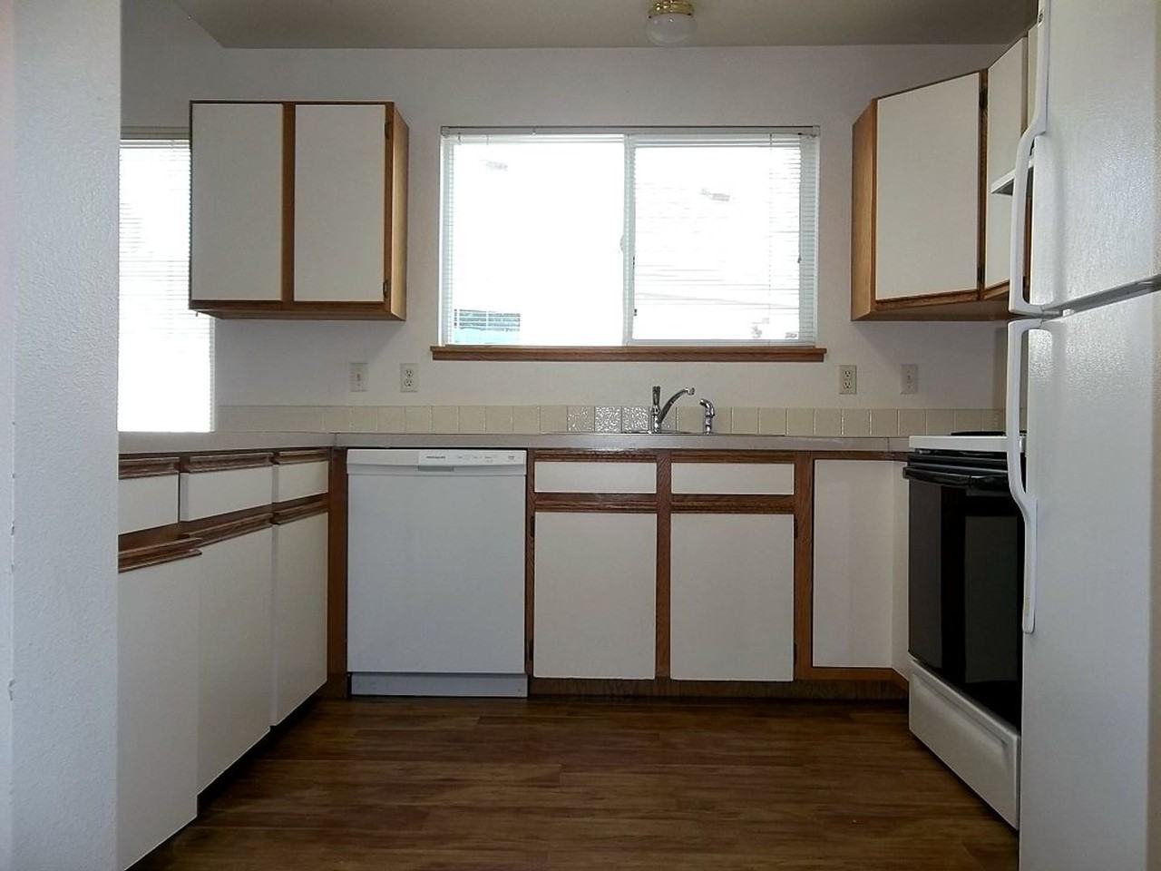 2905 Ross Dr Apt N25 - Photo 4 of 10