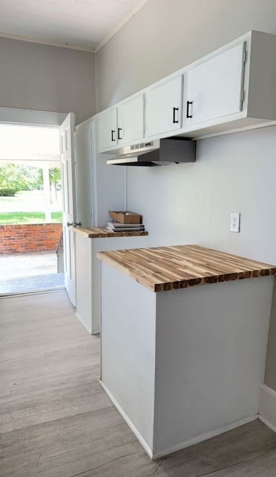 410 Mosley St - Photo 3 of 9
