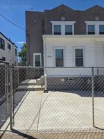 featured image of 2754 Mickle St