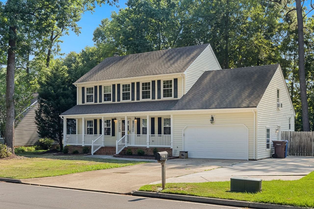 1309 Chelbrook Rd - Photo 3 of 45