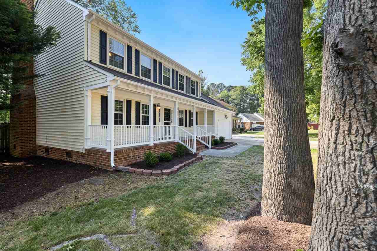 1309 Chelbrook Rd - Photo 4 of 45