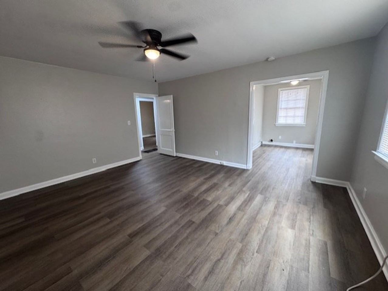 321 Olivia Ct - Photo 2 of 14