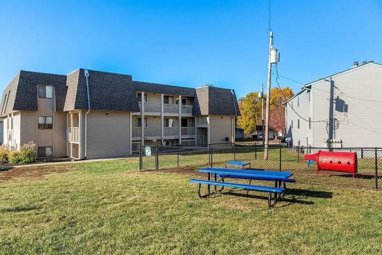 Hillsdale Apartments - Photo 3 of 22