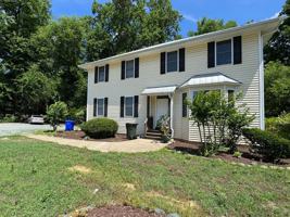 featured image of 100 Umstead Dr #B