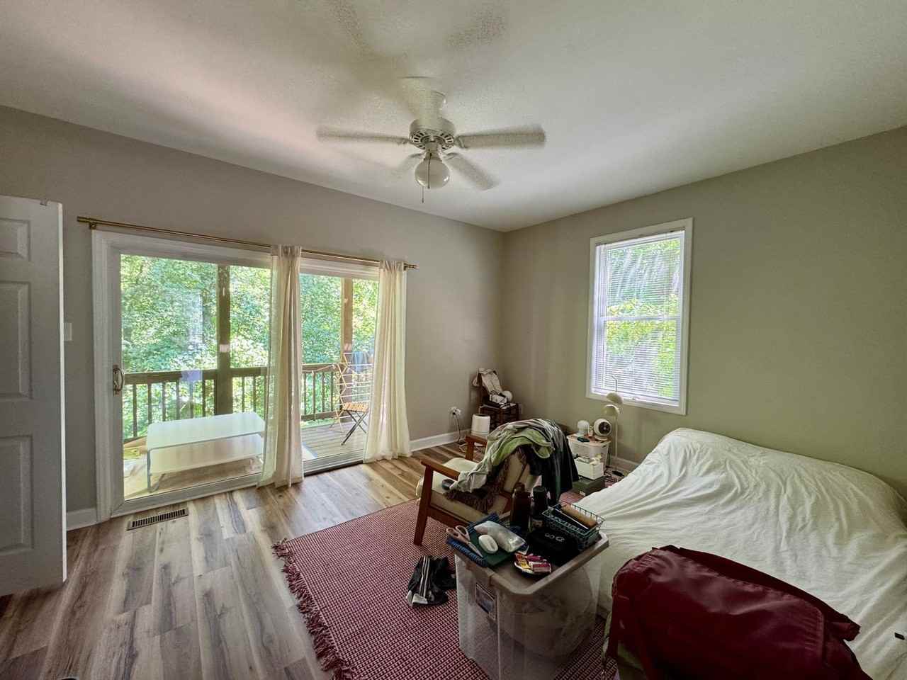100 Umstead Dr #B - Photo 7 of 10
