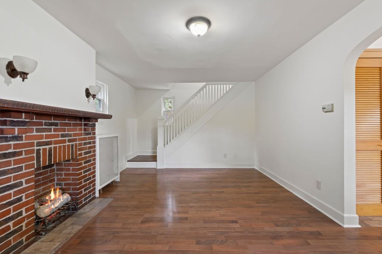 6 Wilkins Rd - Photo 7 of 24