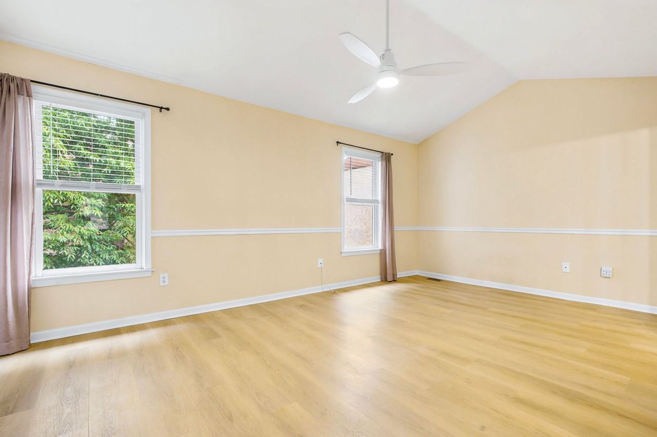 27 White Pine Ct - Photo 5 of 15
