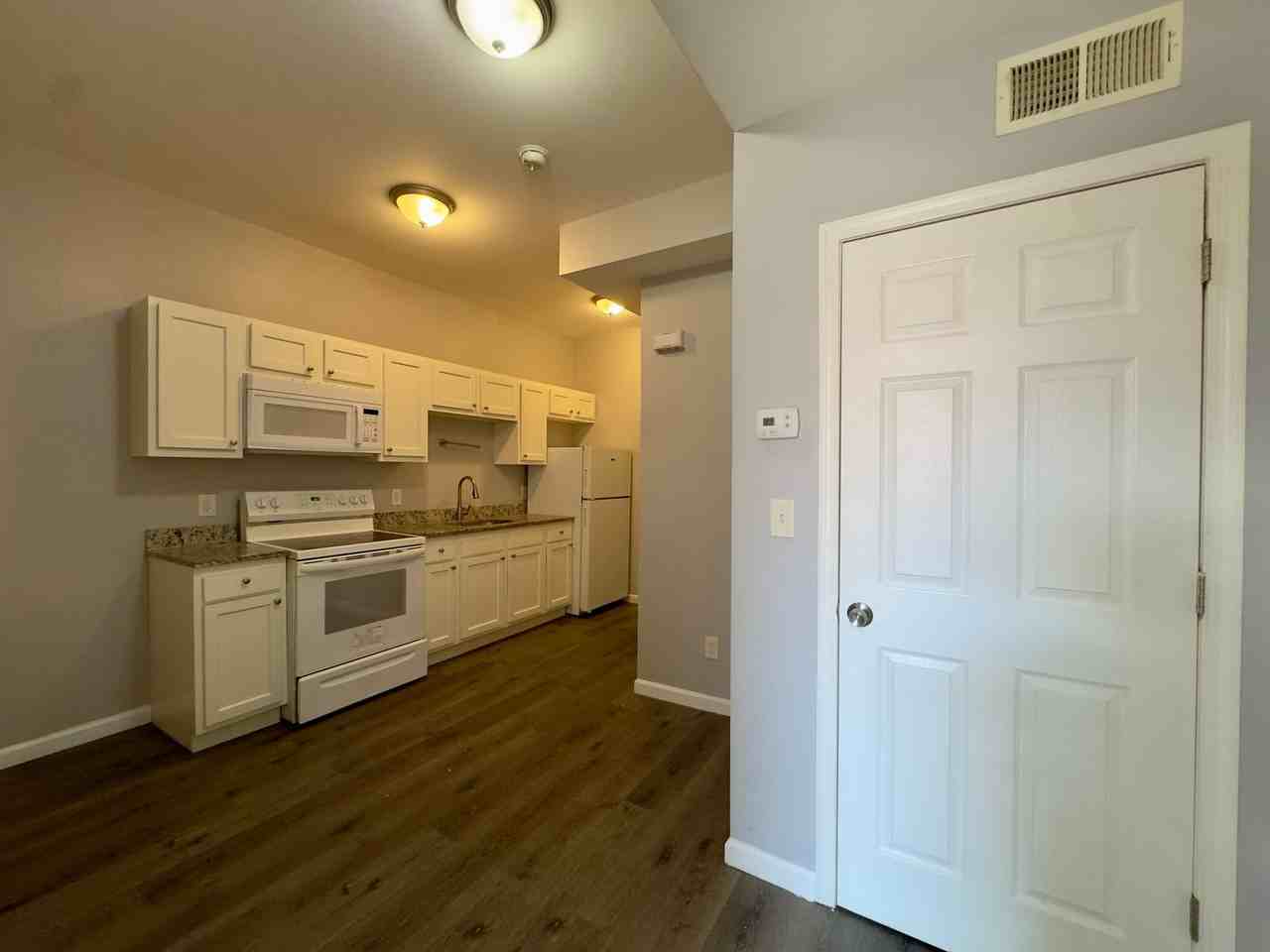 2428 N Calvert St - Photo 7 of 19