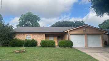 featured image of 5809 Lance Ct