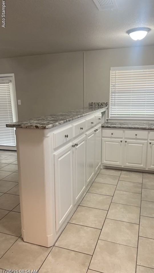 5809 Lance Ct - Photo 7 of 40