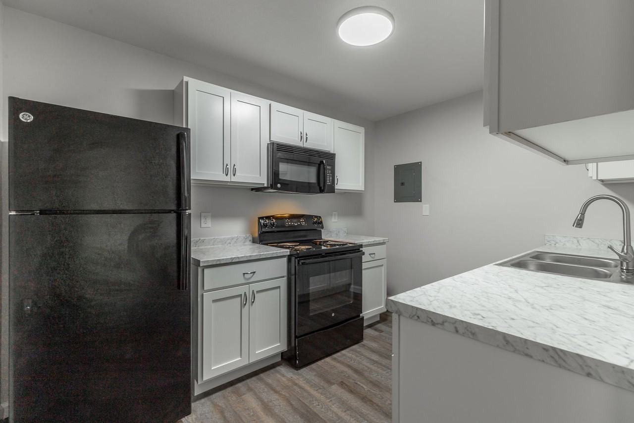 5972 Dayton Blvd - Photo 5 of 17