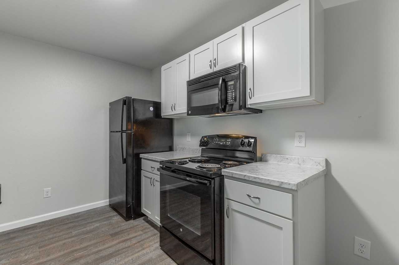 5972 Dayton Blvd - Photo 7 of 17