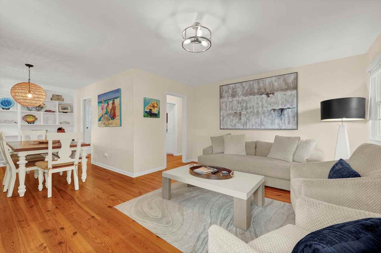 121 Cypress Ave - Photo 4 of 32