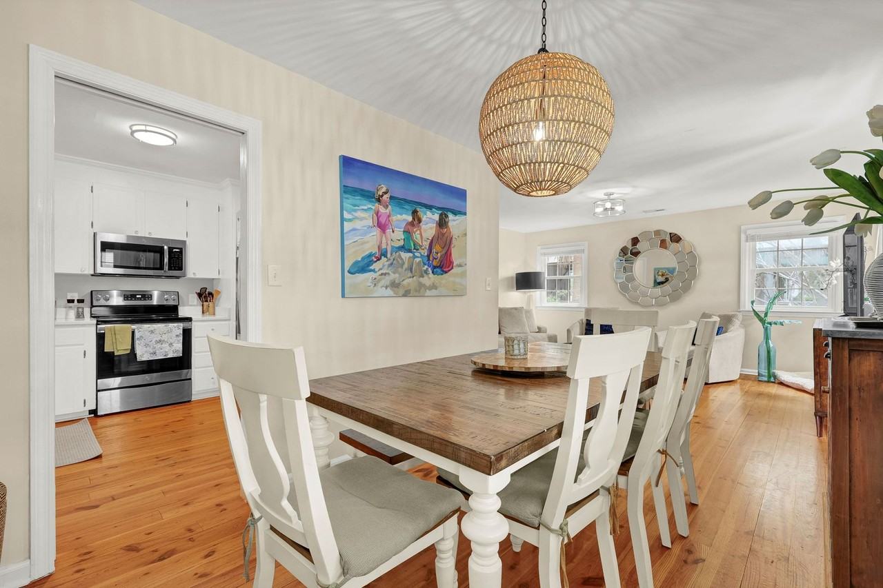 121 Cypress Ave - Photo 6 of 32