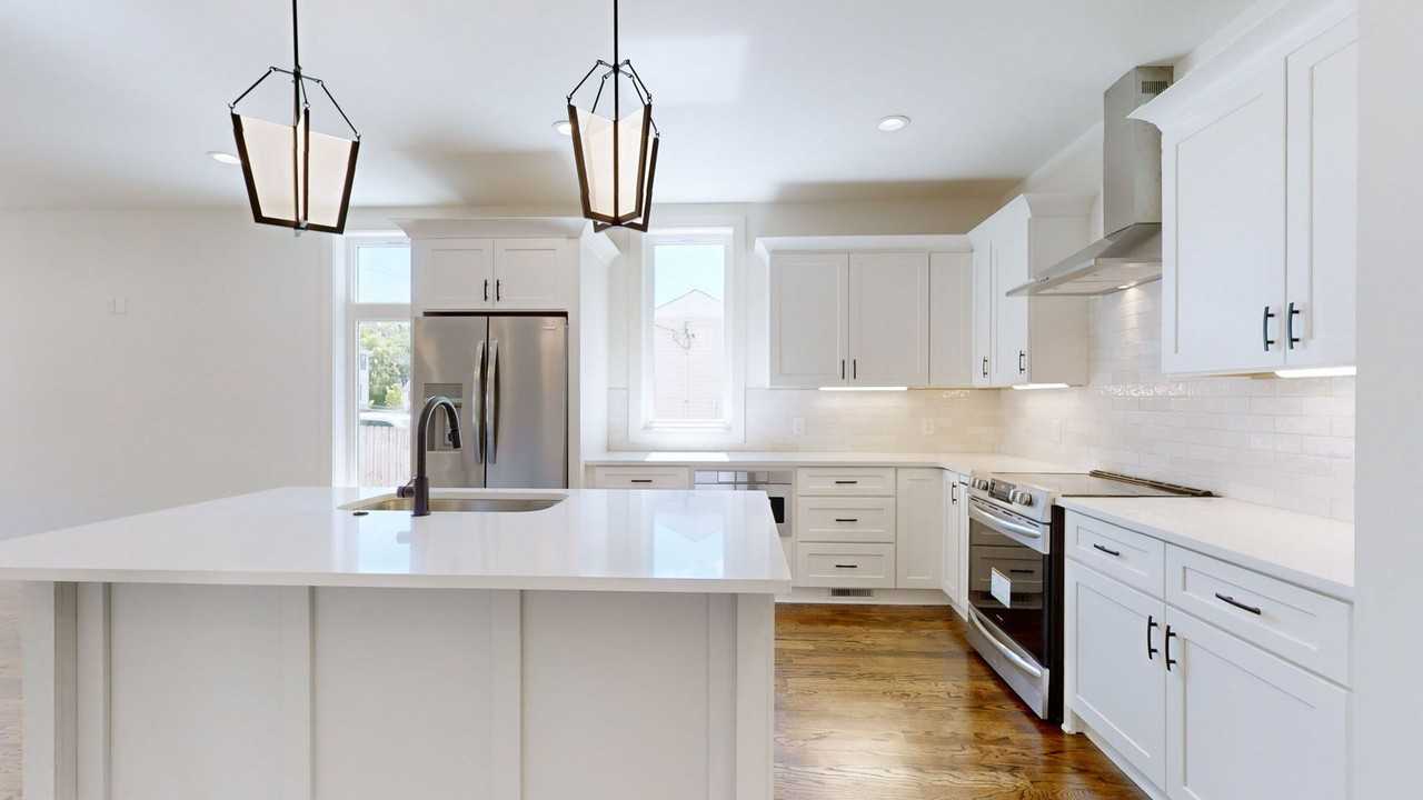 5909A Carl Pl - Photo 5 of 50