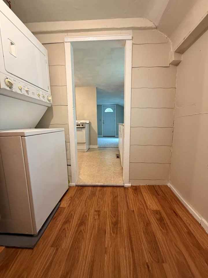714 Hazel St - Photo 4 of 13
