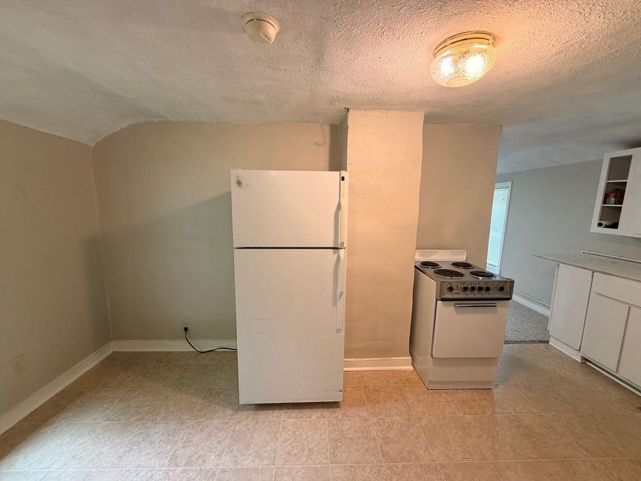 714 Hazel St - Photo 6 of 13
