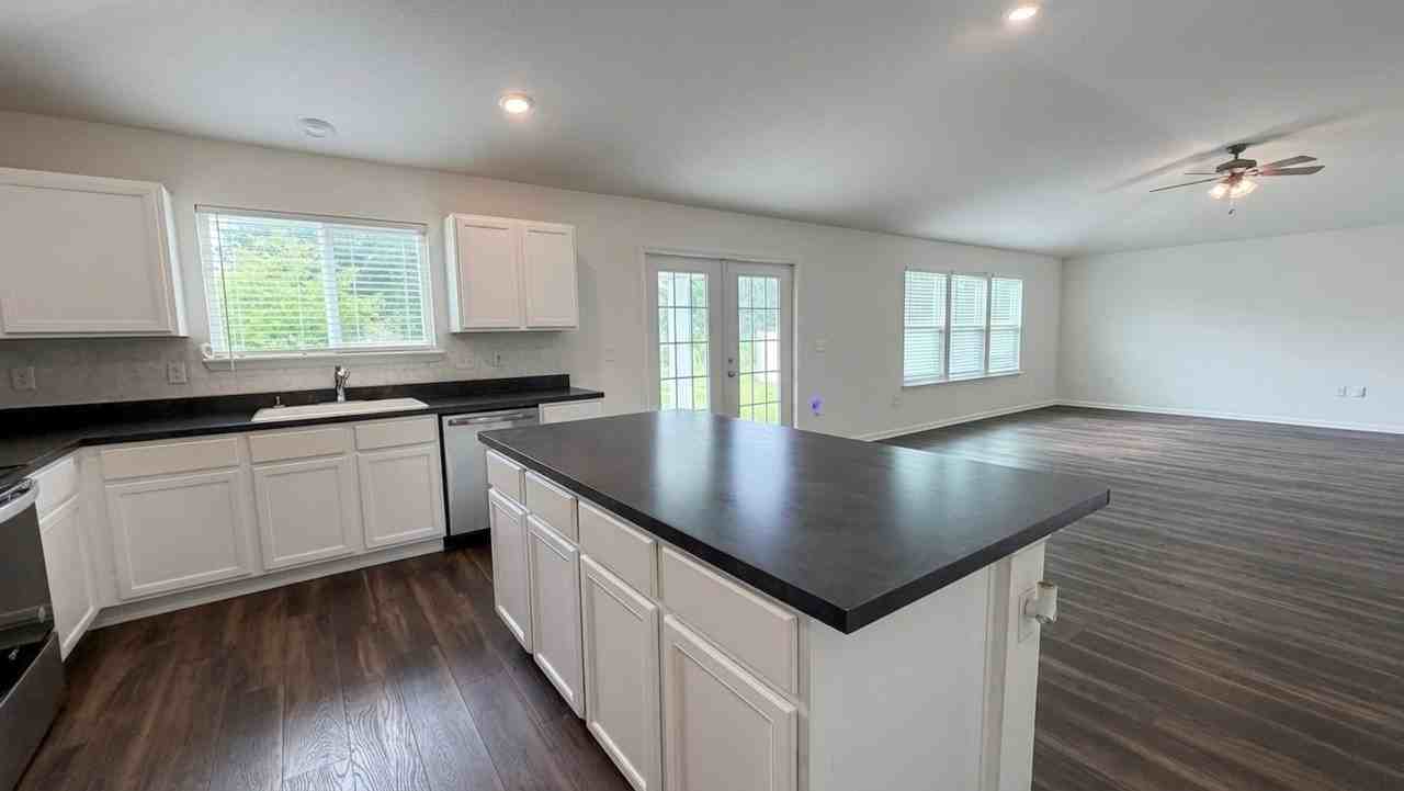 6673 Burnt Creek Rd - Photo 5 of 16