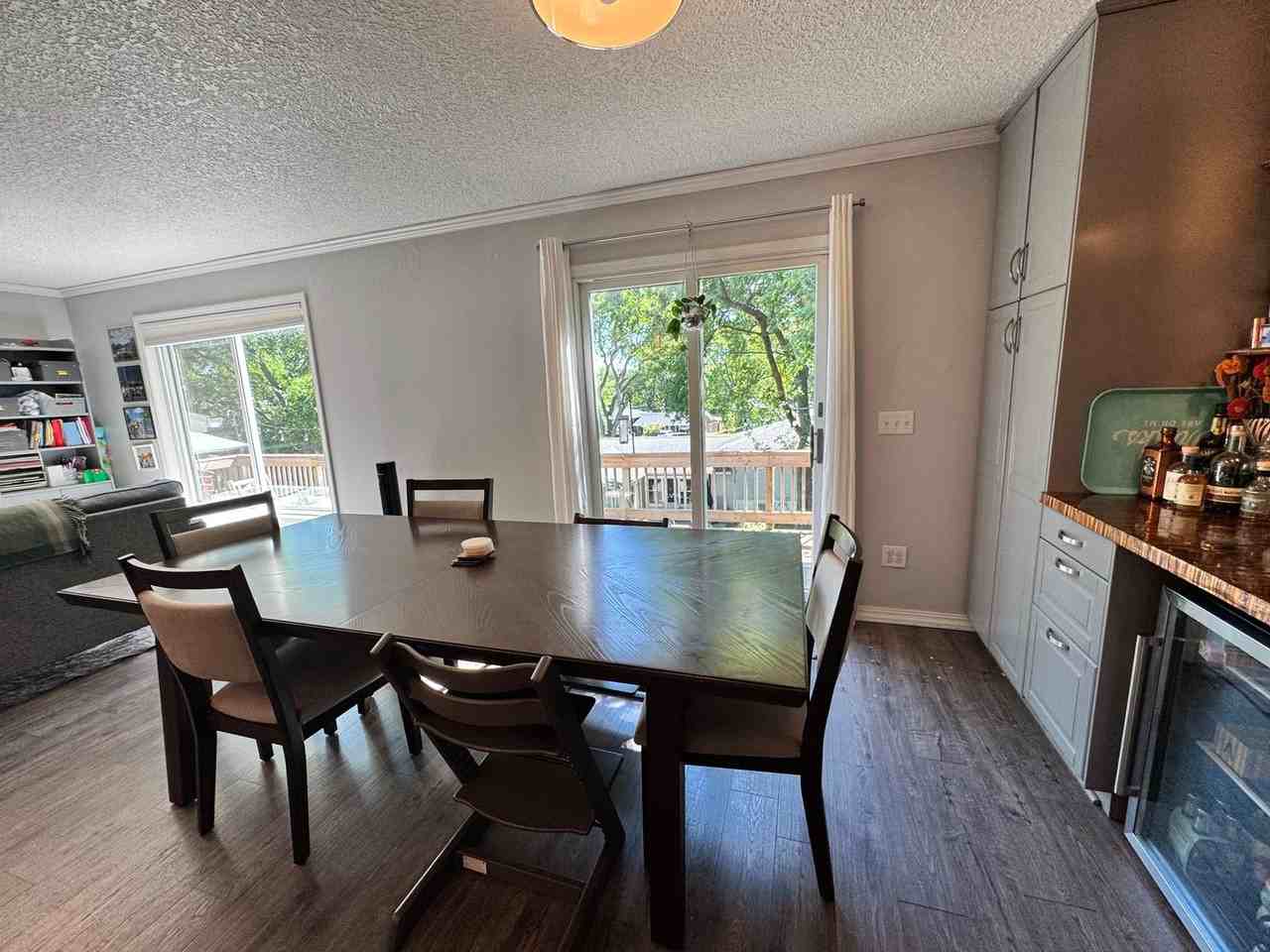 1945 14th St - Photo 4 of 37