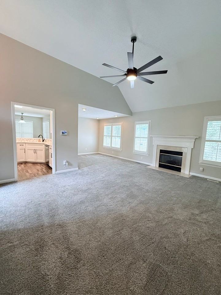 31 White Oak Dr Se - Photo 3 of 21