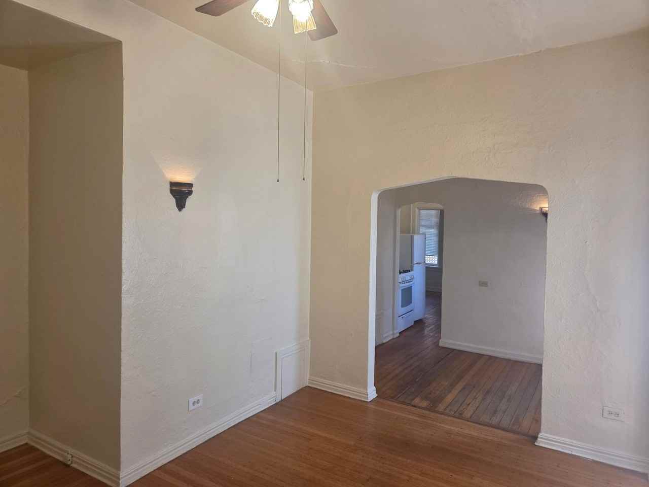 834 N Clarkson St - Photo 7 of 19
