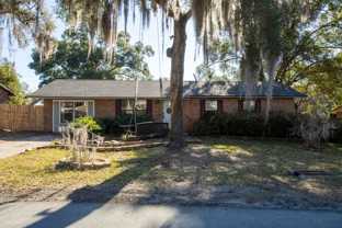 641 Sw Orange Ave - Photo 1 of 1