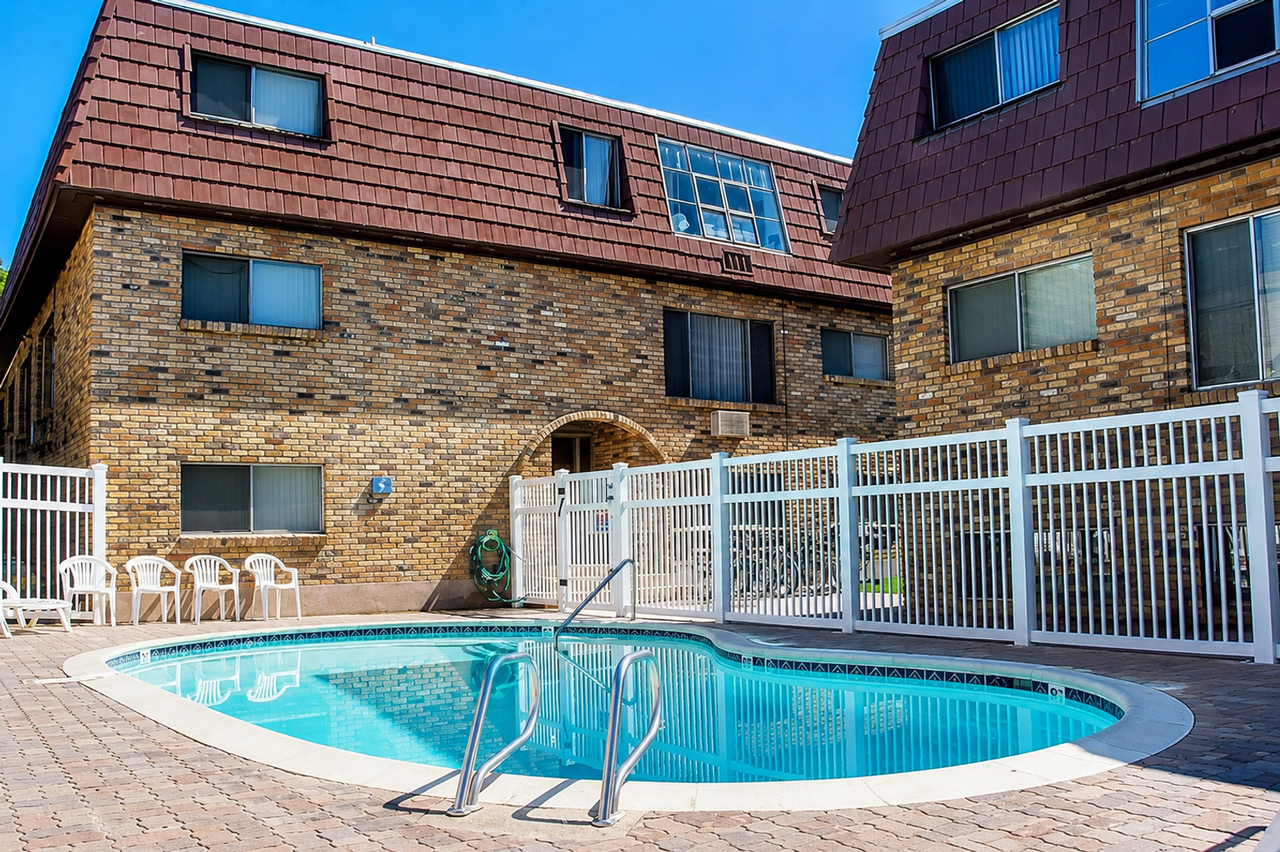 Victoria Canyon Apartments - Photo 2 of 19