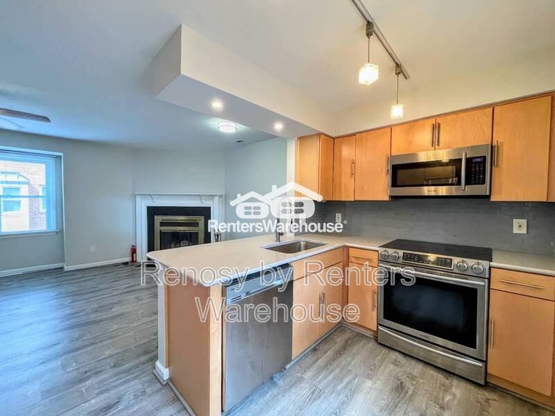 527 W 20th St #402 - Photo 7 of 22