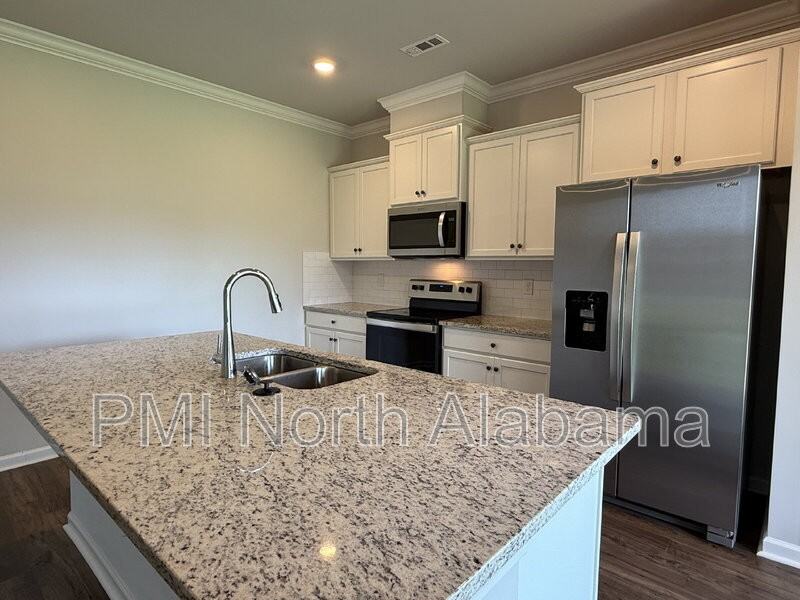106 Settlement Dr - Photo 6 of 20
