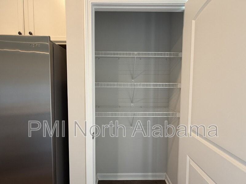 106 Settlement Dr - Photo 7 of 20