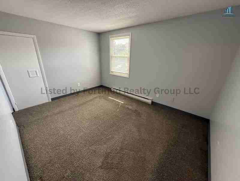 380 Buffinton St #24 - Photo 5 of 14